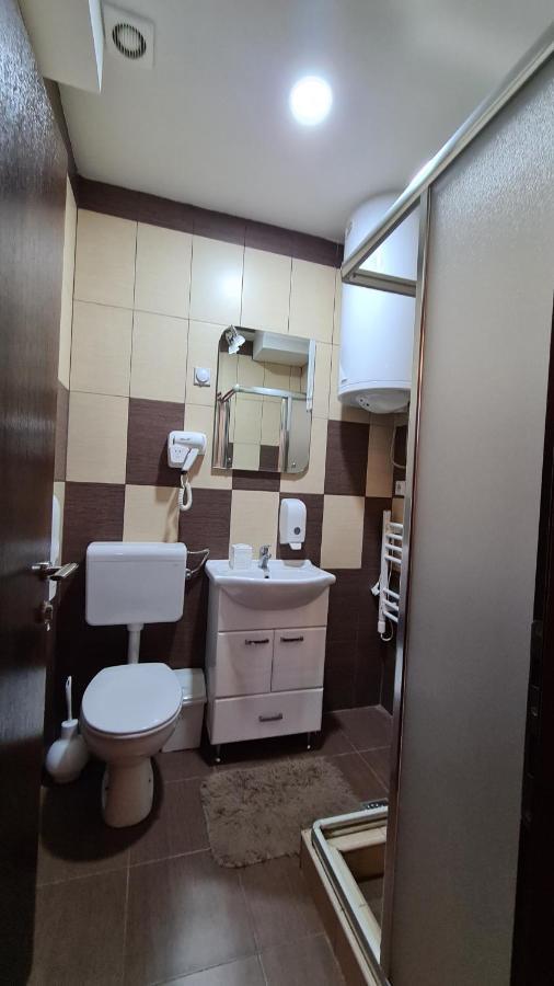 Apartmani Central 2.0 & Free Parking Vrnjačka Banja Exterior foto